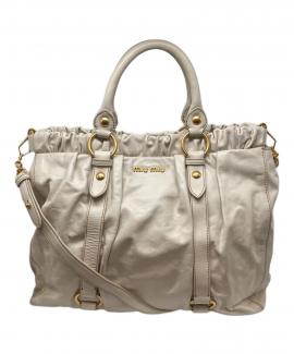 「ラグジュアリーブランドのMIU MIU 」