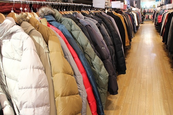冬本番！買取担当のバイヤーが教える「ほんとに今高く売れる服」とは 