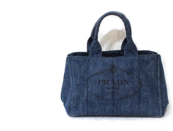 高価買取 セレブも愛用 Prada プラダ カナパデニムハンドバッグが入荷 01 16発行