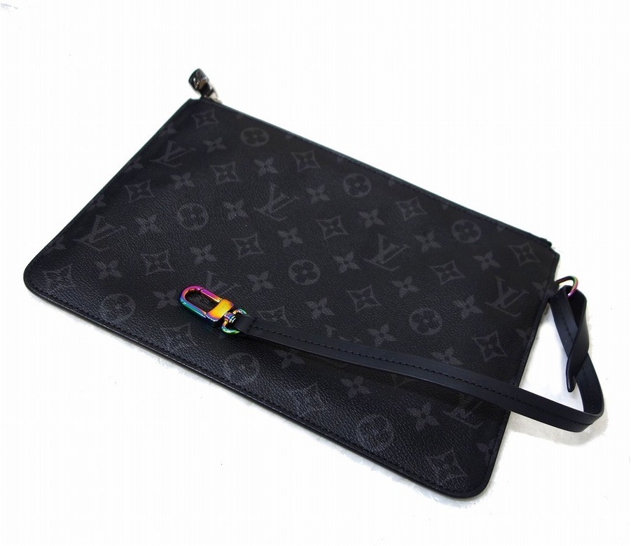 Louis Vuitton 2017 Monogram Eclipse Fragment Cabas Light - Black