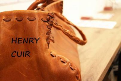 「ナチュラルブランドのHENRY CUIR 」