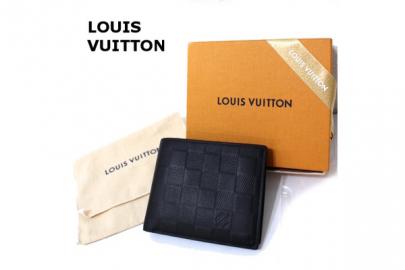 「ラグジュアリーブランドのLOUIS　VUITTON 」