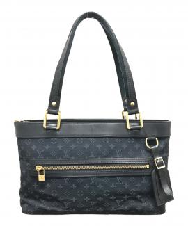 「ラグジュアリーブランドのLOUIS VUITTON 」