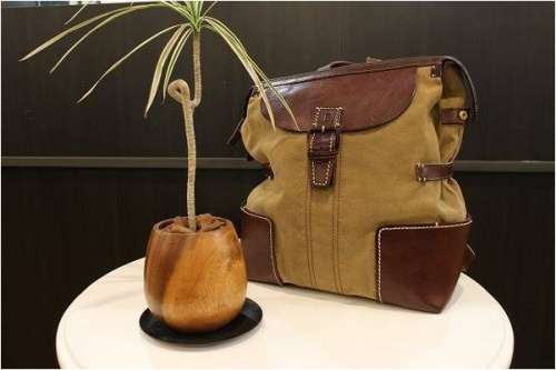 リサイクルのレザー