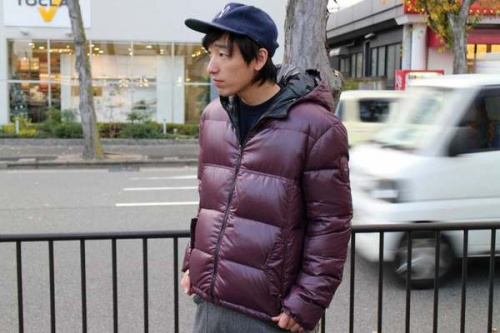 ブランドのダウンジャケット