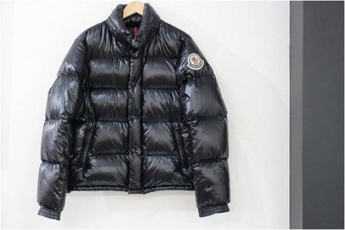 モンクレールのダウンジャケット