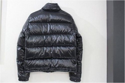 ダウンジャケット