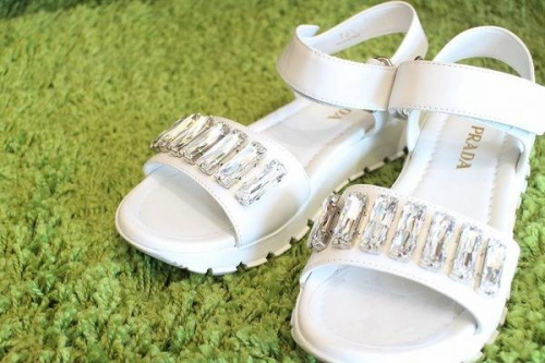 財布のサンダル