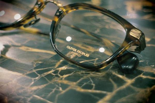 OLIVER PEOPLESのオリバーピープルズ