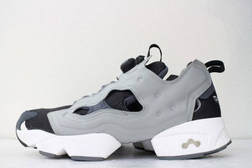 スニーカー買取のアルバイト募集