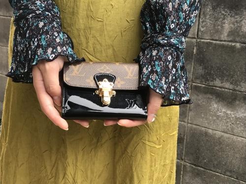 LOUIS VUITTON 　のルイ ヴィトン　