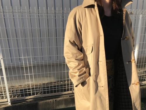 アクアスキュータムのステンカラーコート