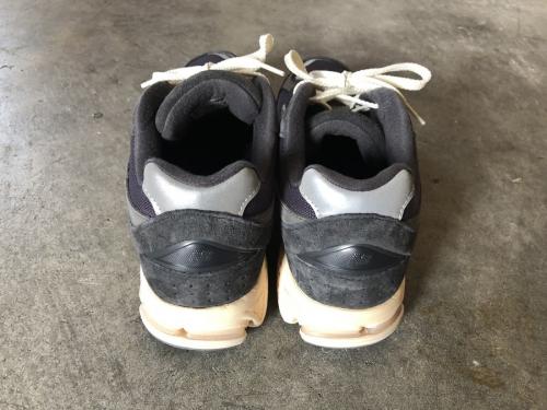 ニューバランスのスニーカー