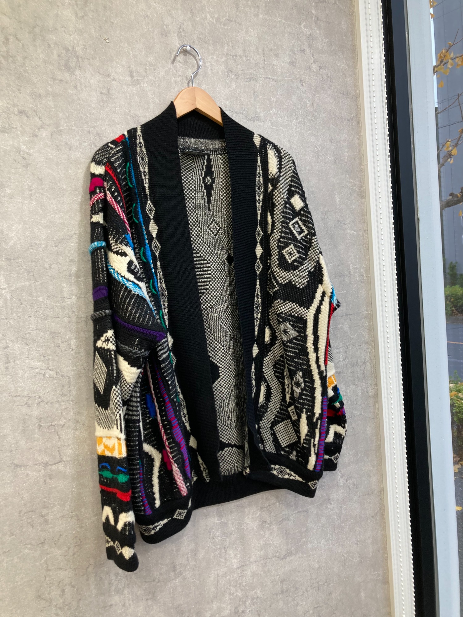 Coogi/クージー】よりボタンレスクージーニットカーディガンが買取入荷 