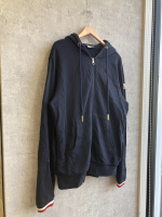 MONCLER/モンクレール】からダブルワッペンジップパーカー買取 MONCLER/モンクレール】からダブルワッペンジップパーカー買取