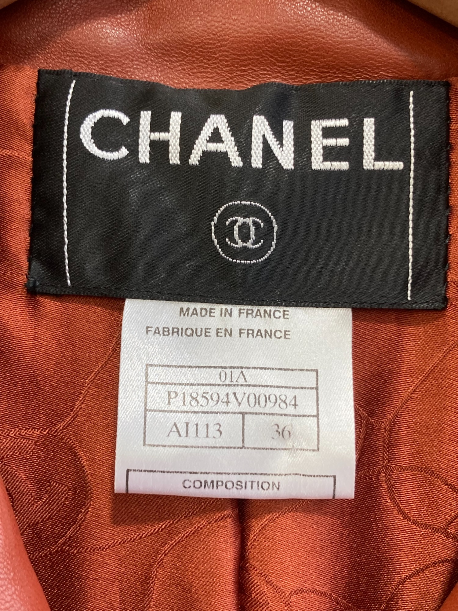 CHANEL/シャネル】からラムスキンレザーコートが入荷しました