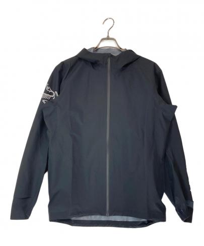 「アウトドアブランドのARC'TERYX 」