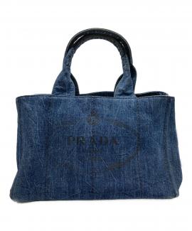 「ラグジュアリーブランドのPRADA 」