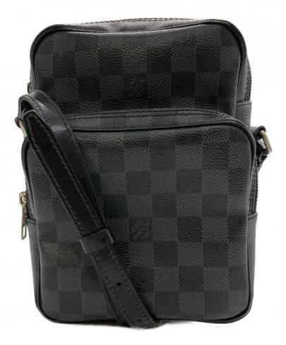 「ラグジュアリーブランドのLOUIS VUITTON 」