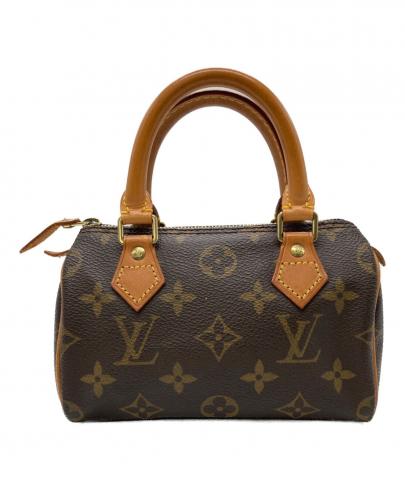 「ラグジュアリーブランドのLOUIS VUITTON 」