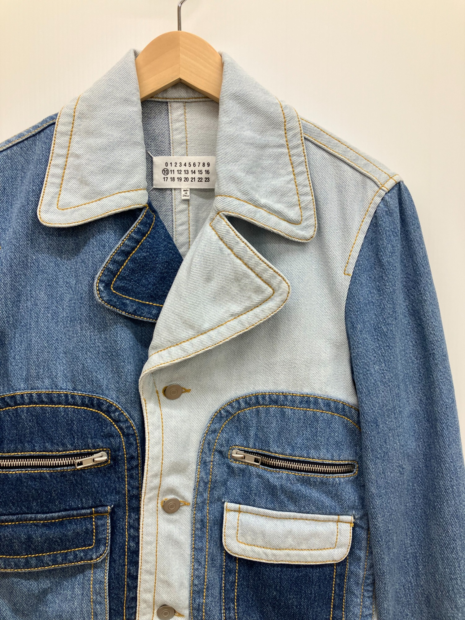 メゾンマルジェラ デニムジャケット Maison Margiela（メゾン マルジェラ）コットンカラーレスデニム