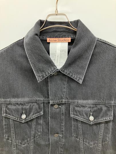 「インポートブランドのacne studios 」