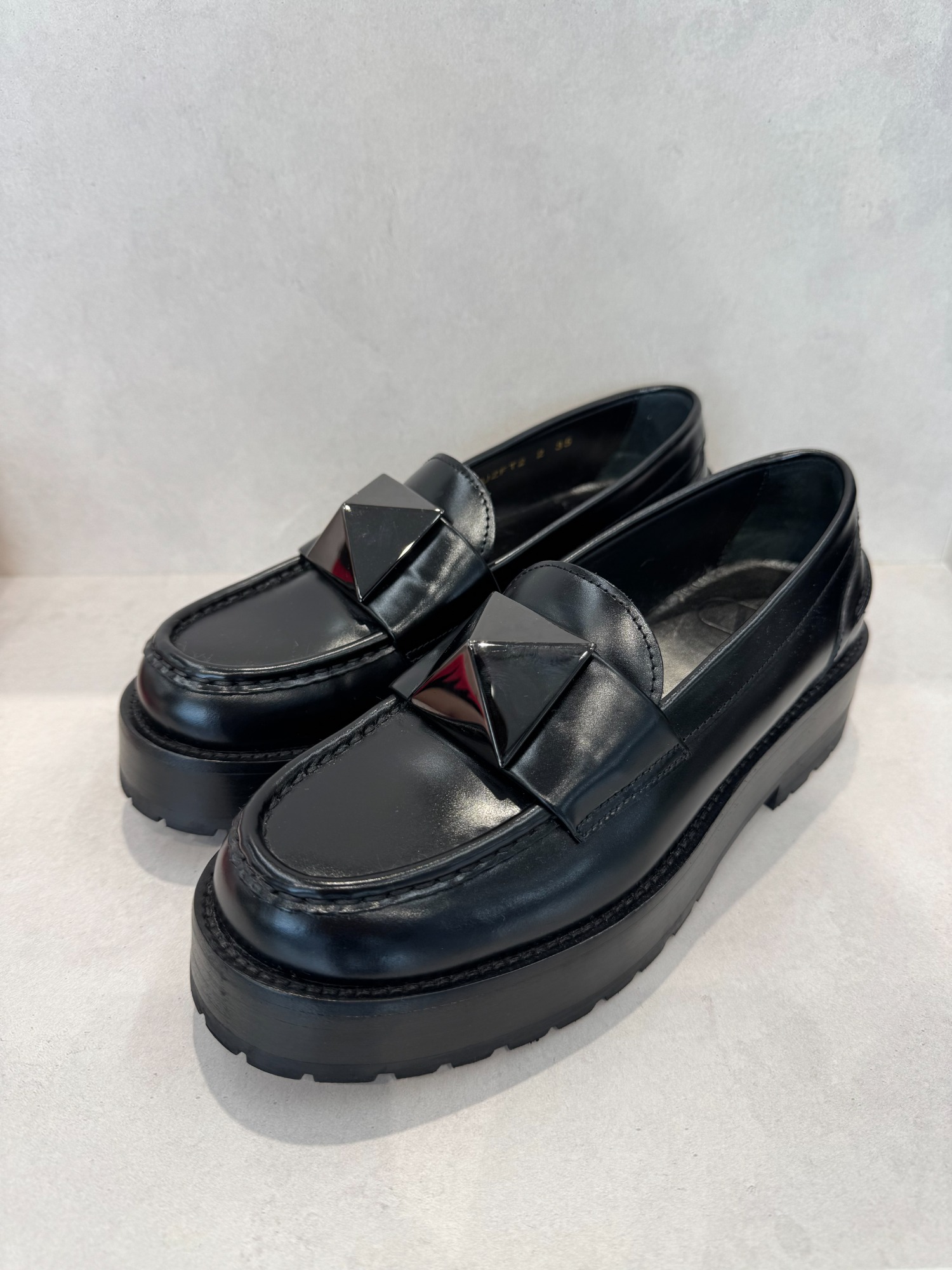 新品！Valentino ヴァレンティノ ワンスタッズローファー VALENTINO 