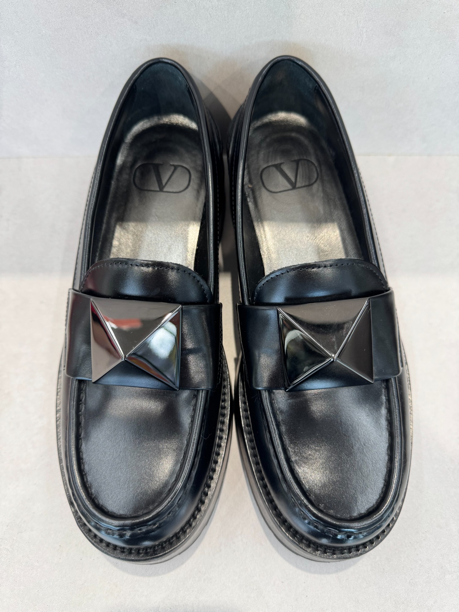 VALENTINO (ヴァレンティノ)】