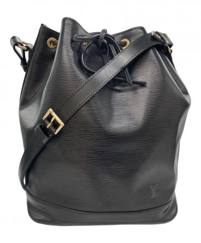 「ラグジュアリーブランドのLOUIS VUITTON 」