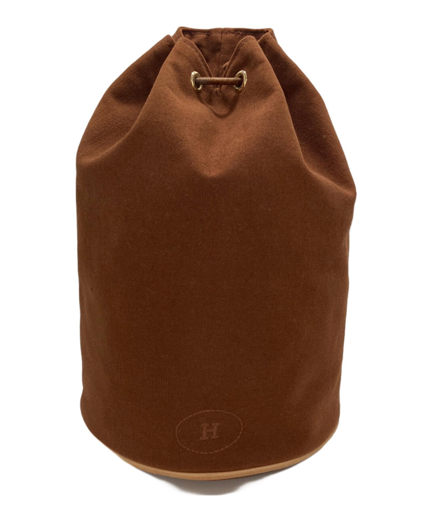 HERMES / エルメス】上品なカジュアルを叶える巾着型ショルダーバッグ