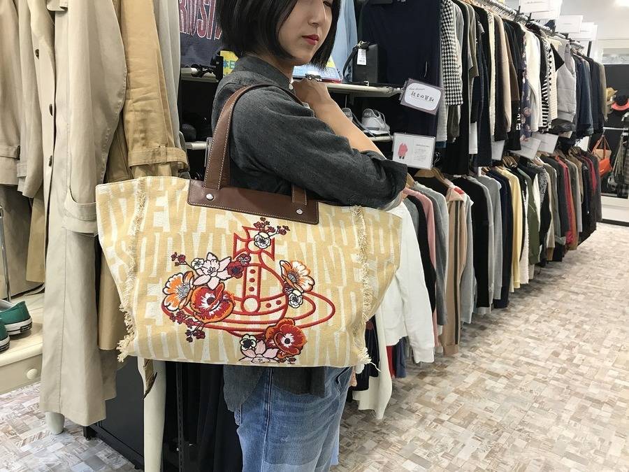 Vivienne Westwood ヴィヴィアンウエストウッドが緊急入荷 18 09 26発行 Vivienne Westwood ヴィヴィアンウエストウッドが緊急入荷 18 09 26発行