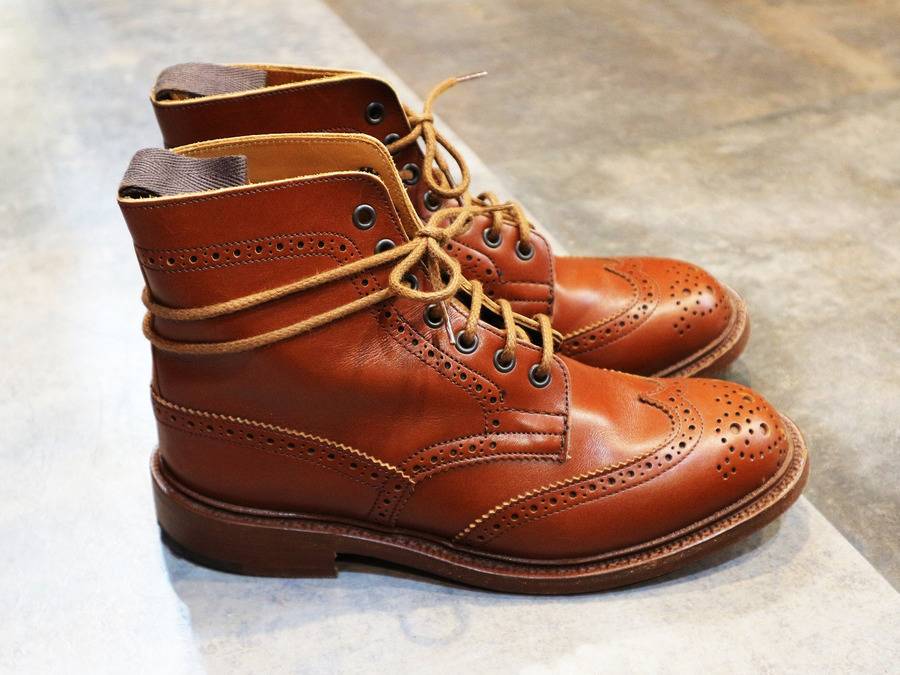 Tricker's/トリッカーズ】名作ウィングチップカントリーシューズ入荷