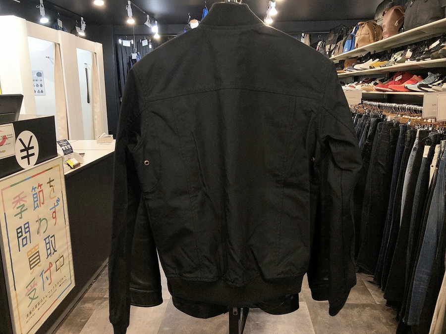 DEUS EX MACHINA(デウスエクスマキナ)からGARTH BOMBER JACKETの DEUS EX MACHINA(デウスエクスマキナ)からGARTH BOMBER JACKETの