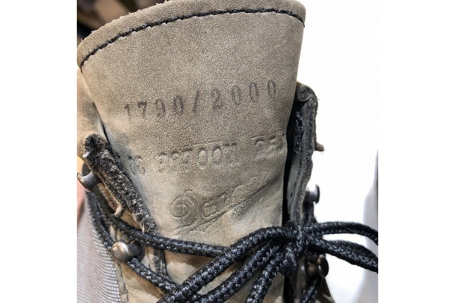 2000足限定カラー！！シリアルナンバー入りのDANNER LIGHT(ダナー