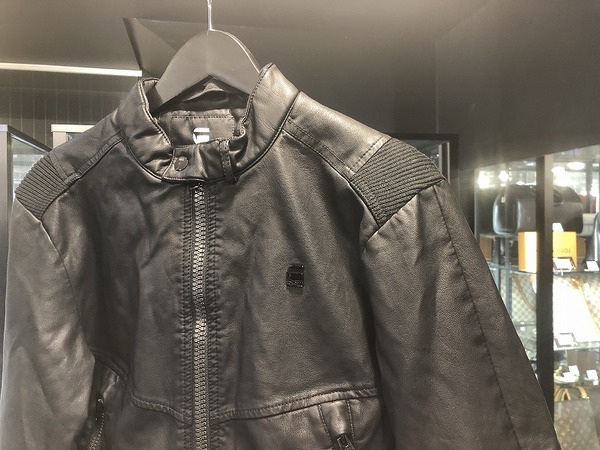 G-STAR RAW(ジースターロウ)のしなやかなバイカージャケット