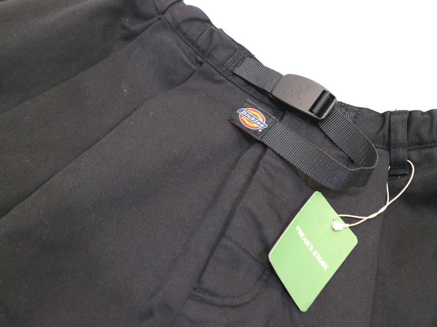 FREAK’S STORE別注のDickies×Gramicciボリュースカート