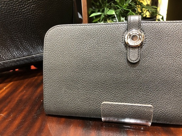 HERMES/エルメス】ドゴンロングの長財布が入荷！[2020.05.20発行