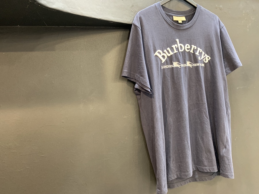 【完売必至】BURBERRY バーバリー ロゴ 刺繍 Tシャツ BURBERRY バーバリー 刺繍 ロゴTシャツ 新作 黒 M