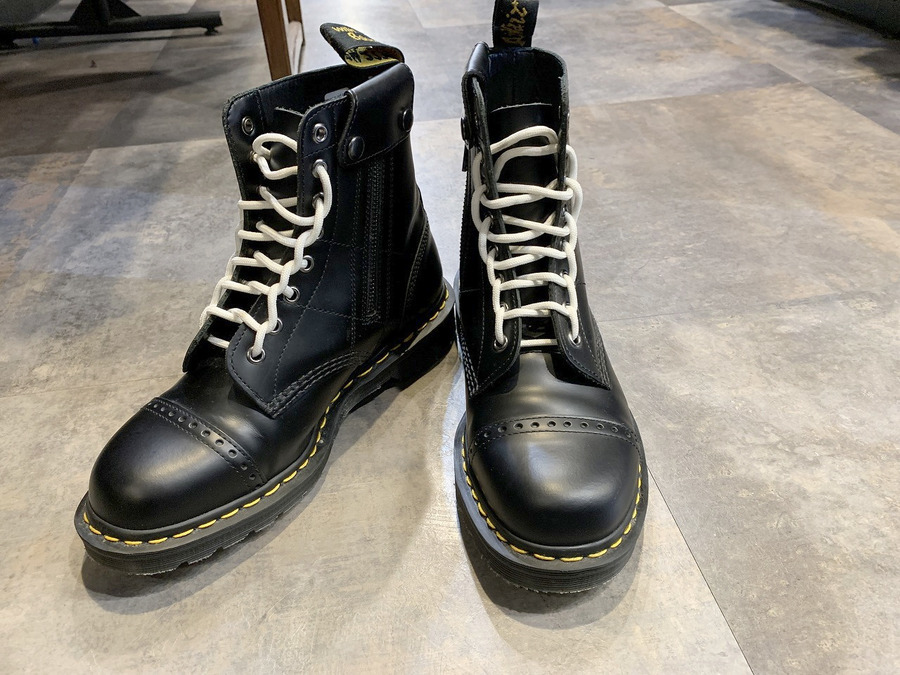 needles Dr.Martens ドクターマーチン 8ホール　ニードルズ