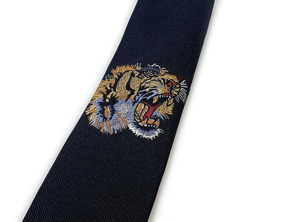 GUCCI/グッチ】よりアニマルモチーフのシルクネクタイを買取入荷しま