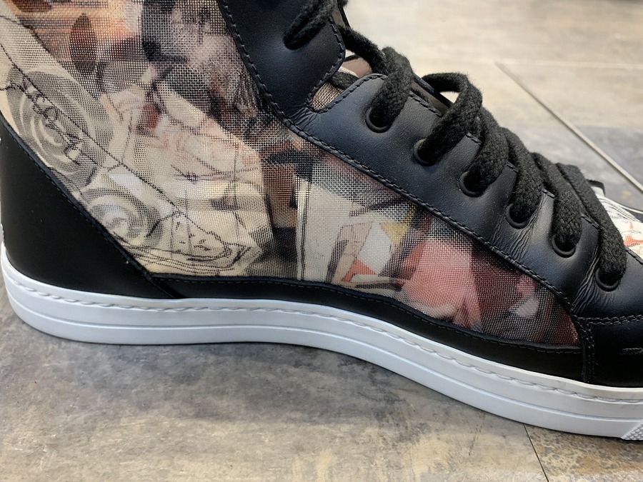 買取強化ブランド【FENDI/フェンディ】よりハイカットスニーカー
