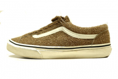 「スニーカーのVANS×nonnative 」