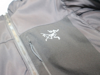 「レアアイテムのARC'TERYX 」