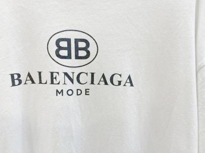 「インポートブランドのBALENCIAGA 」