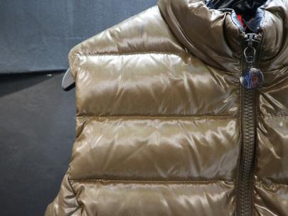 「インポートブランドのMONCLER 」