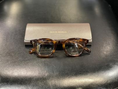 「インポートブランドのOLIVER PEOPLES 」