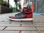 美品 Nike Jordan1 Retro High OG Bred 2016