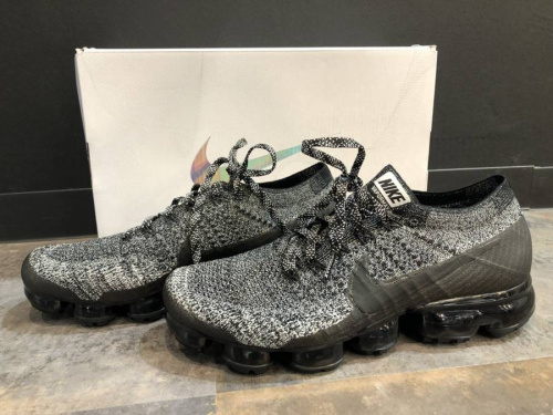 スニーカーのストリートブランド