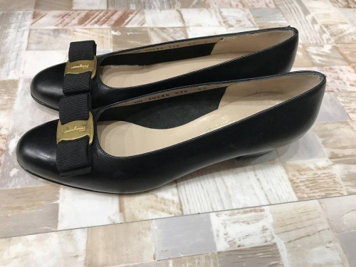 買取入荷のSalvatore Ferragamo