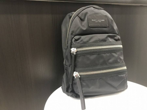 買取入荷のMARC　JACOBS